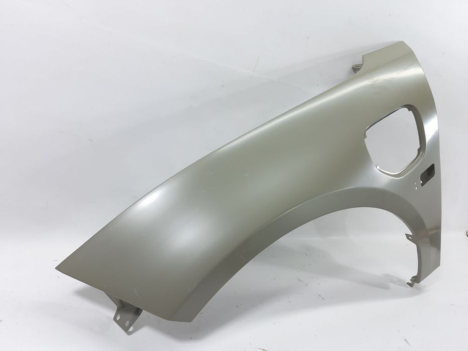 Крило ліве Zeekr 1 2022 (8892492868C15)
