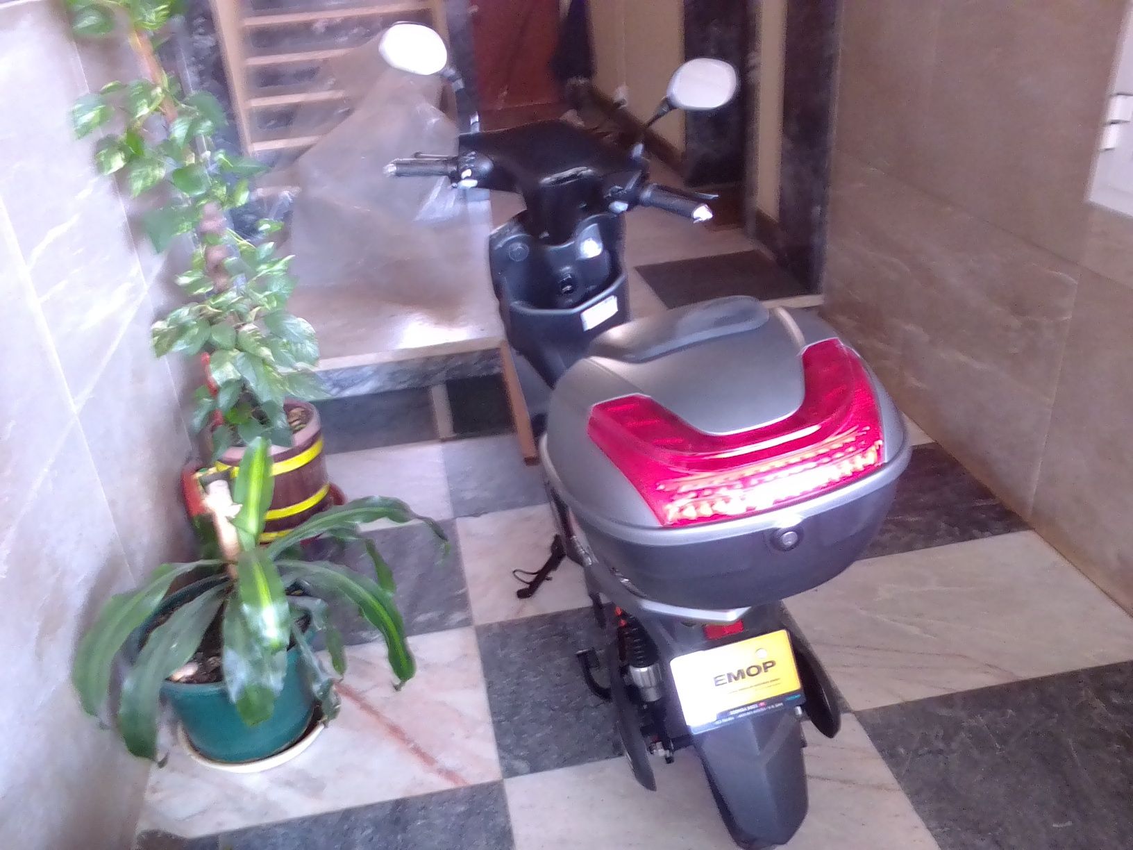 Scooter eletrica.