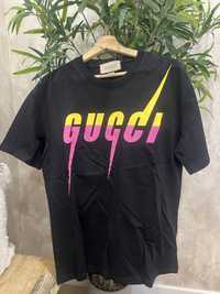Tshirt Gucci tamanho L autentica