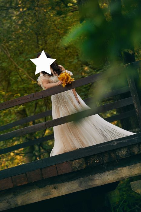 Suknia ślubna hiszpanka