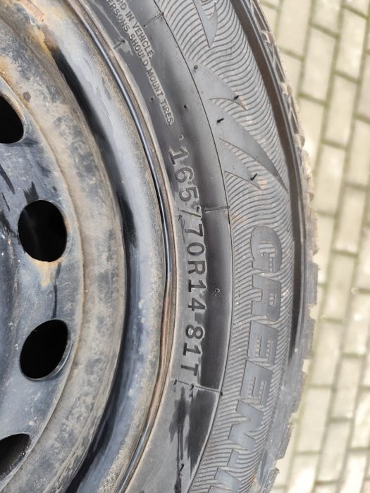 Sprzedam opony 165/70 R14 z 2022 r