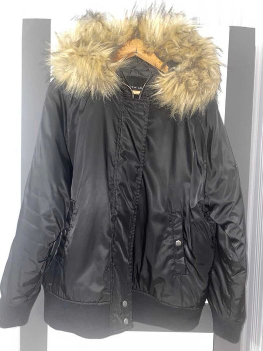 Kurtka typu Bomber z kapturem NEW LOOK rozmiar 44