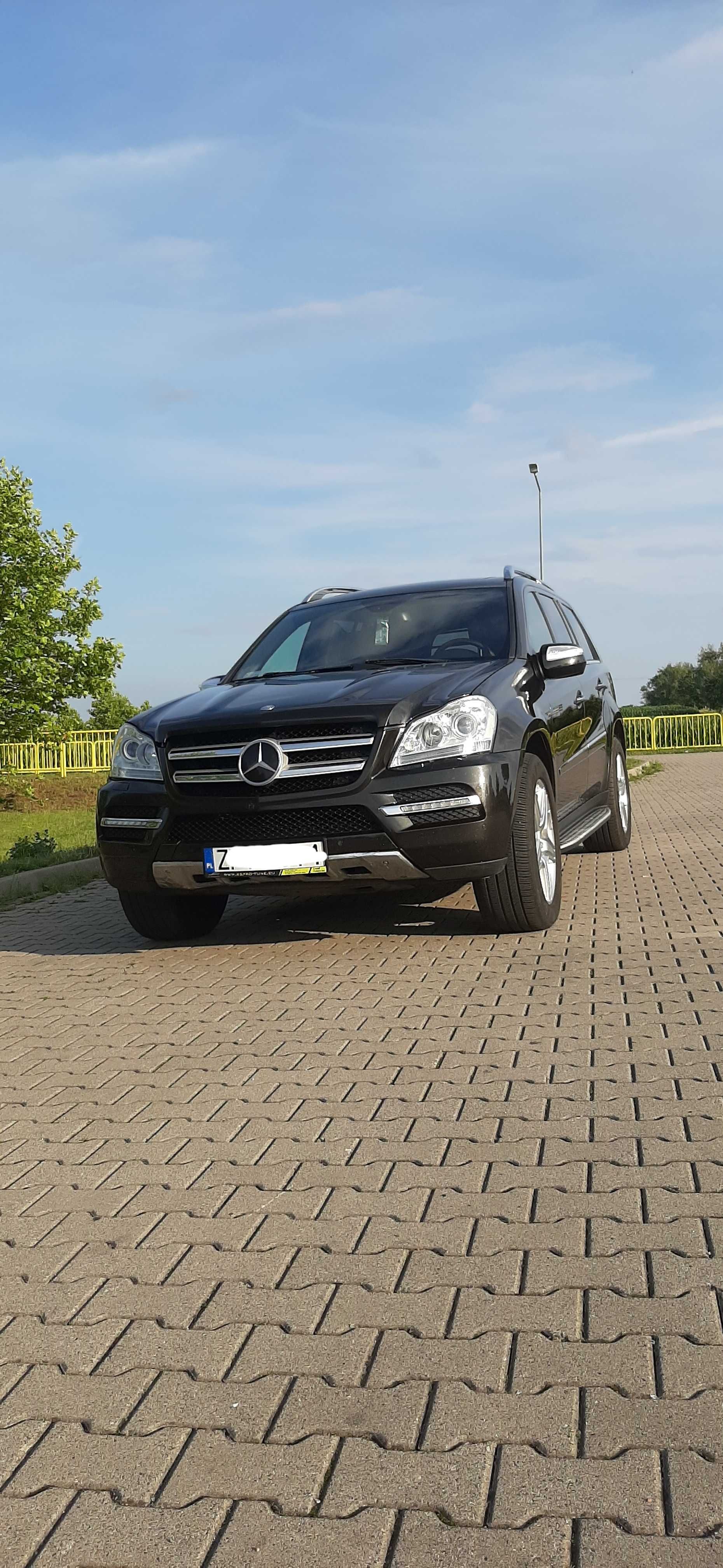 Witam na sprzedaż Mercedes GL z 2010r. Wersja siedmioosobowa