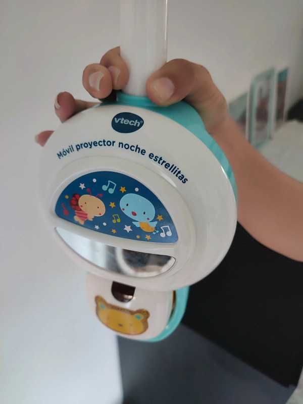 Projetor infantil VTECH com luzes e música