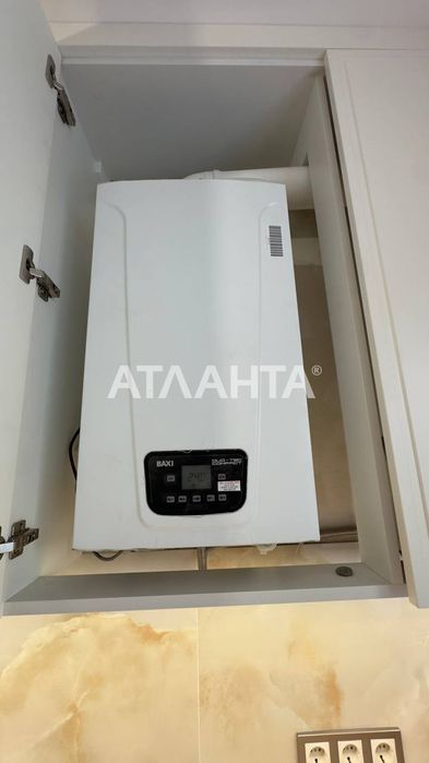 Двухкомнатная квартира с ремонтом вблизи моря