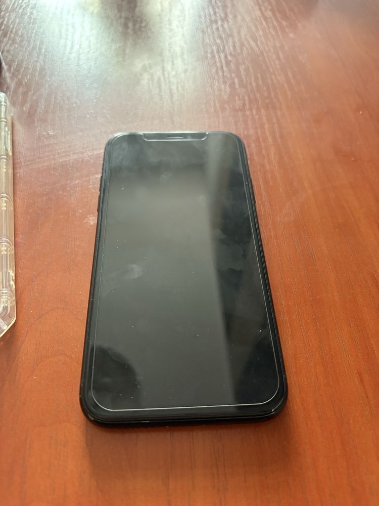 Uszkodzony iphone xr
