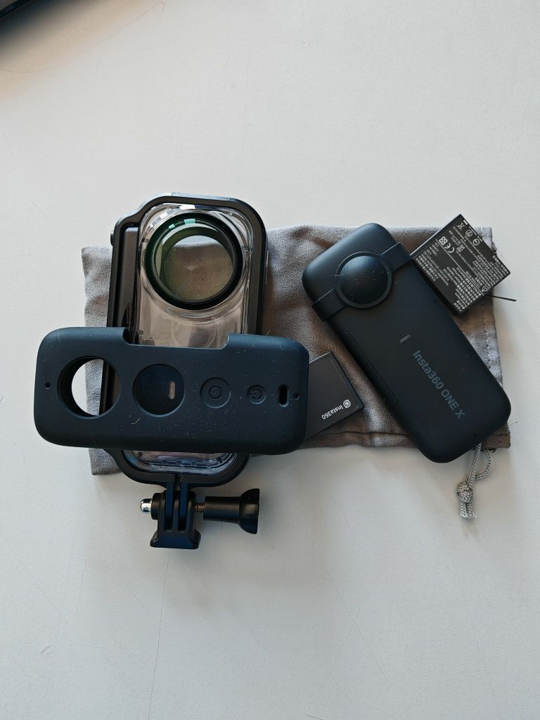 Insta360 one x action cam