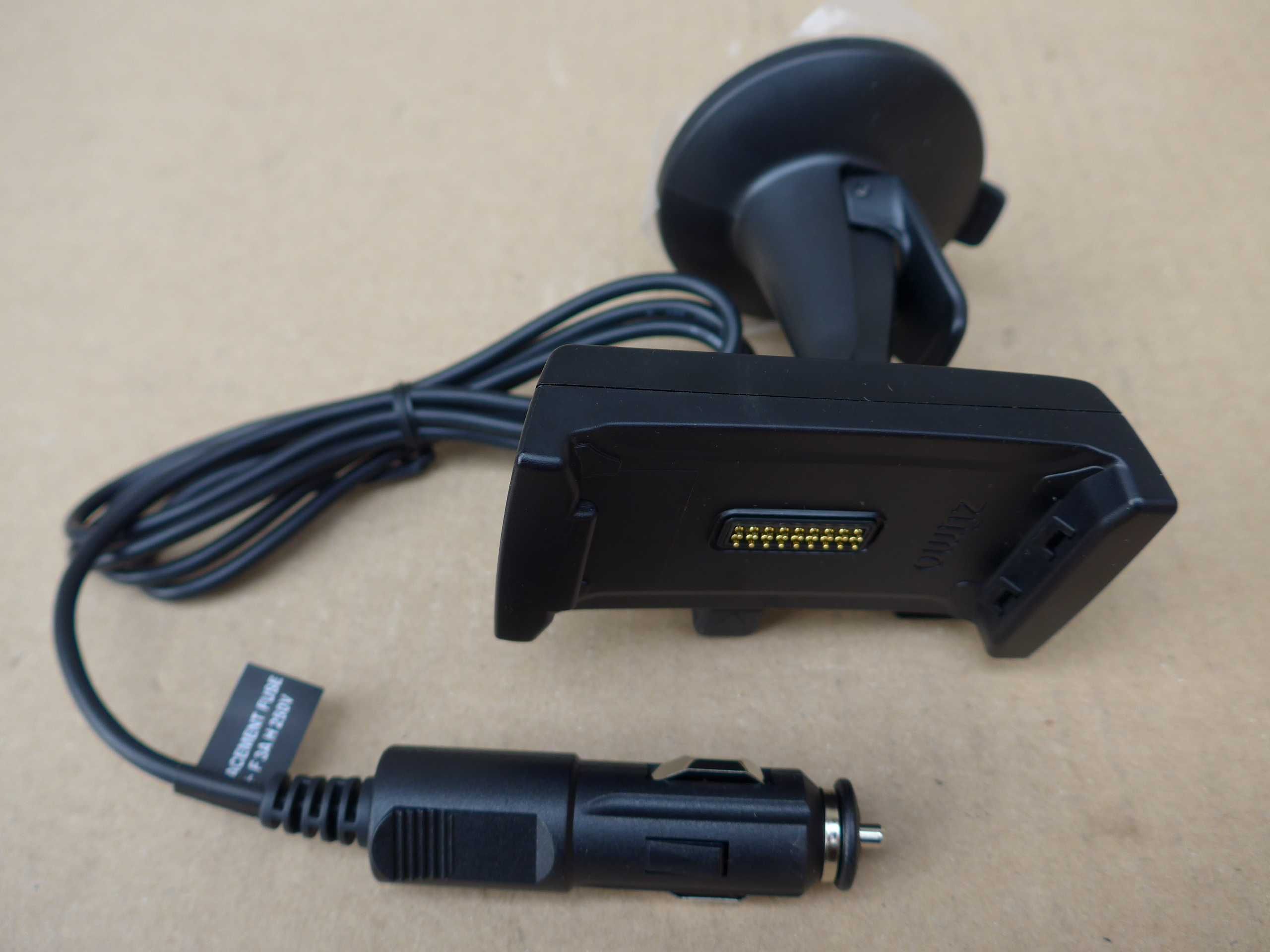 Garmin ZUMO 590/595 BAZA uchwyt nawigacji do auta zasilacz