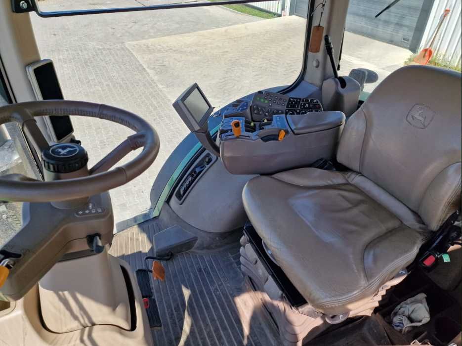 Wynajem ciągnika rolniczego John Deere 8360R 360-396 KM NAWIGACJA TUZ