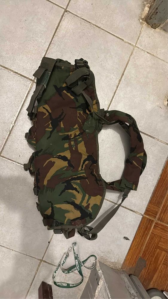 Colete militar porta carregadores 6bolsas