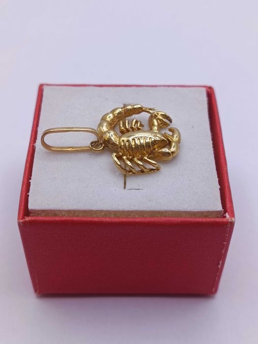Złota Zawieszka Złoty Wisiorek Znak Zodiaku Skorpion PR.585 969/11/25s