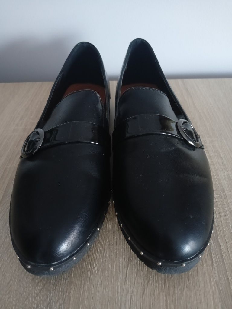 Półbuty damskie, loafersy, mokasyny, lordsy, r. 38