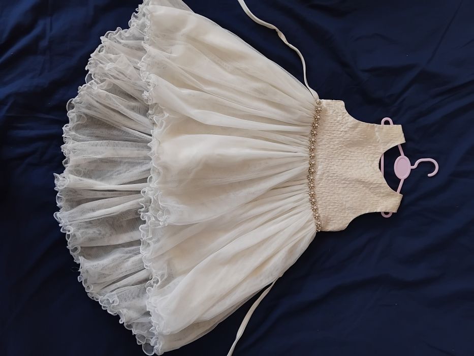 Сукня на дівчинку 5/6 років