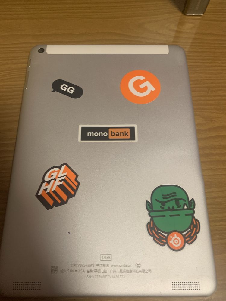 Продам планшет Onda v975w