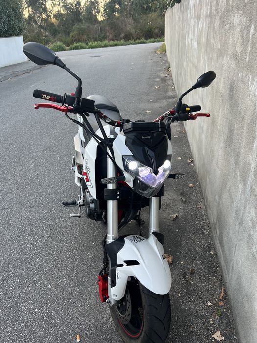 Benelli tnt 125