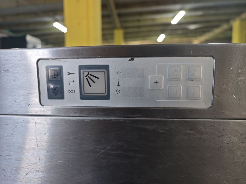 Купольна посудомийна машина Winterhalter GS 502