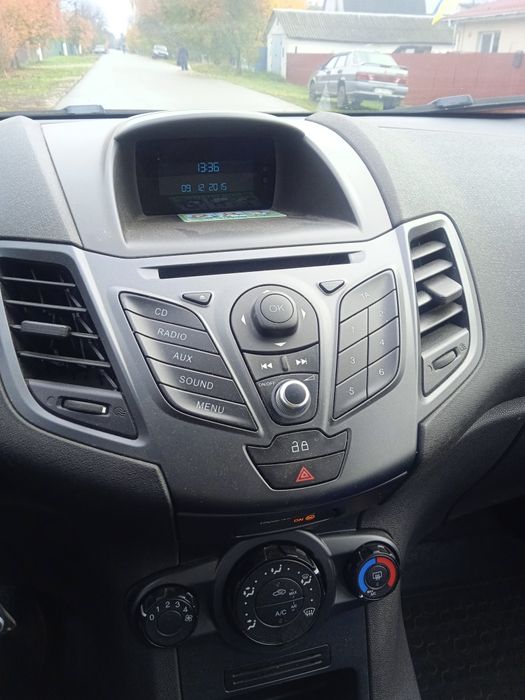 Форд фіеста 2013р 1.2 обём