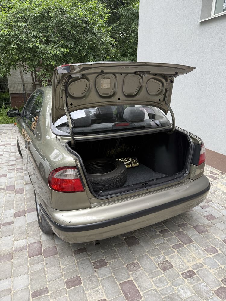 Daewoo Lanos 2004