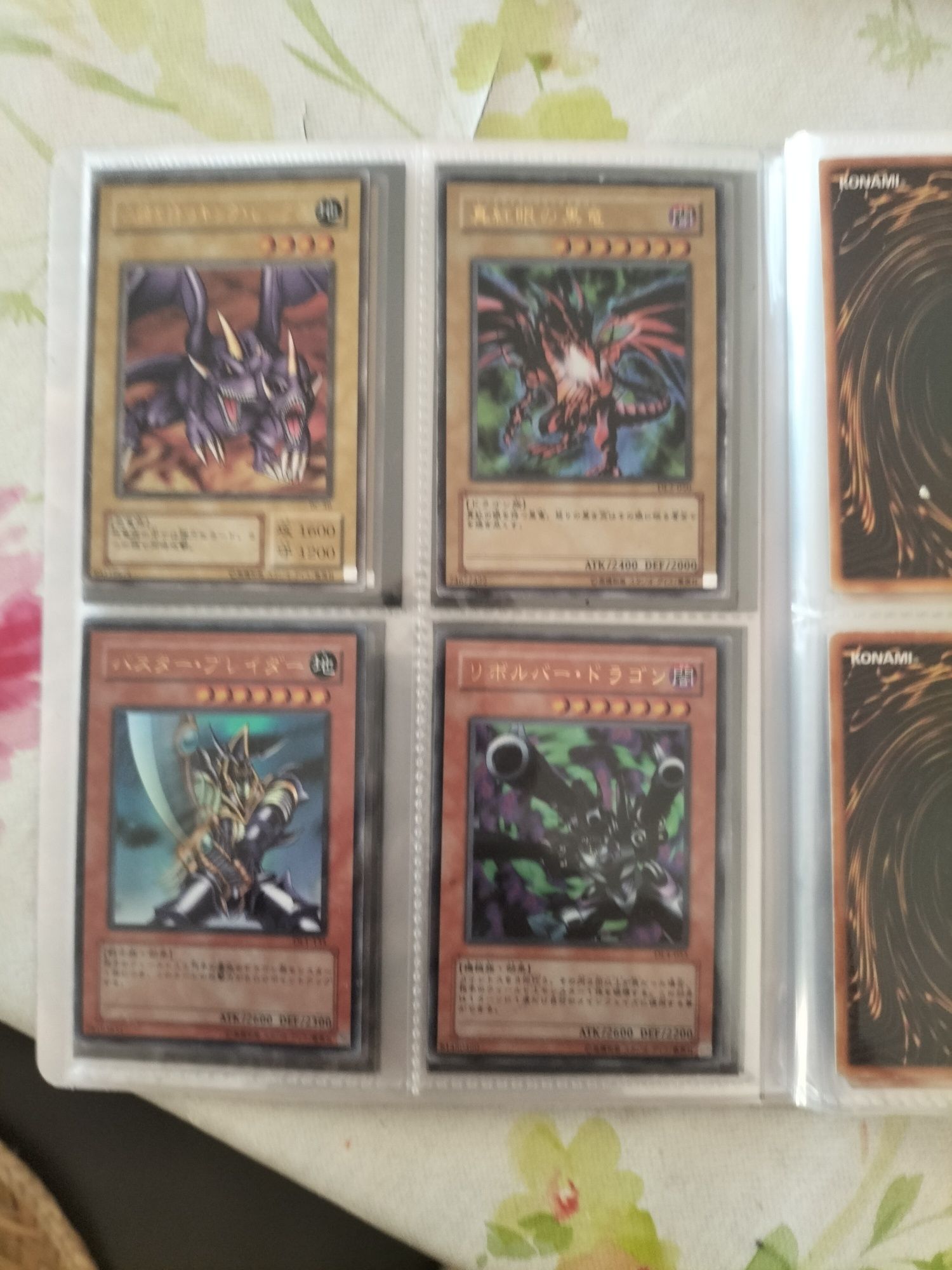Cartas YU-GI-OH Antigo 400 peças