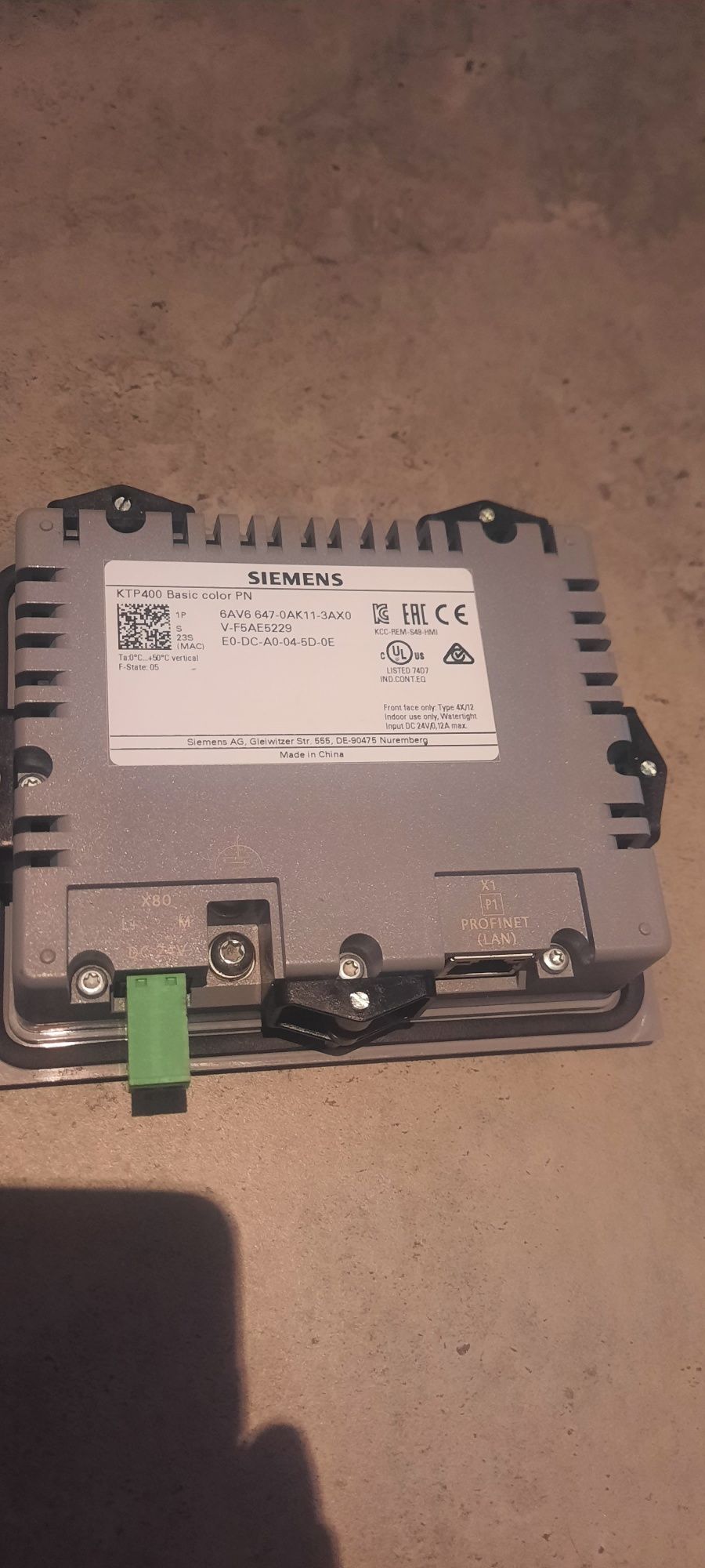 Panel operatorski HMI Siemens KTP400 Basic color PN 6AV6647-0AK11-3AX0