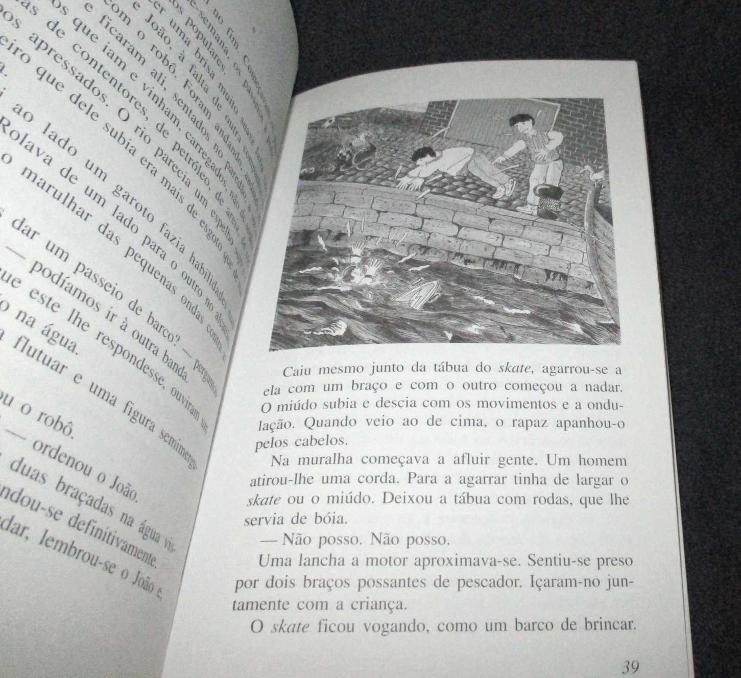 Livro O Rapaz e o Robô Luísa Ducla Soares
