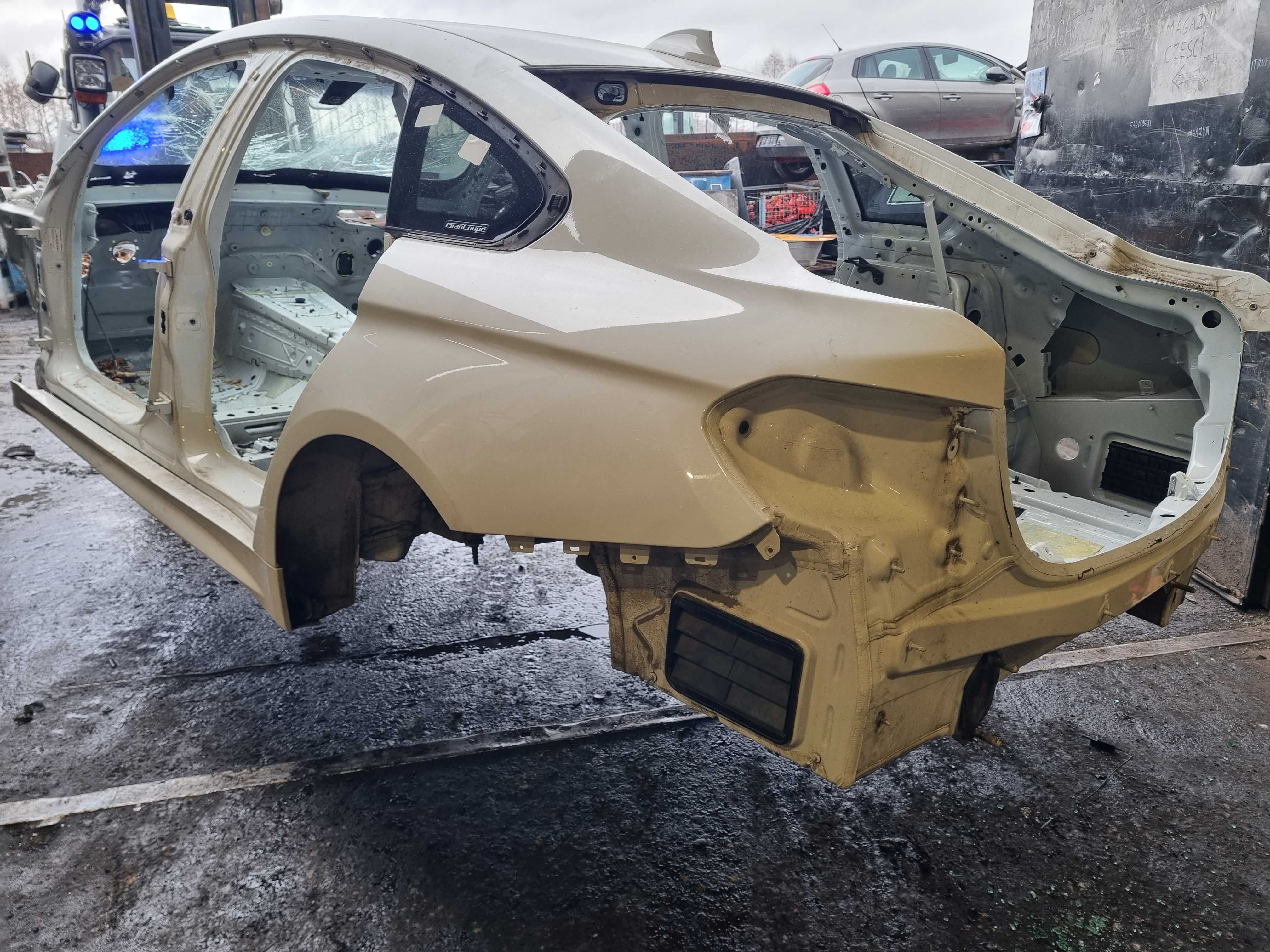 Ćwiartka dach próg słupek BMW F36 A300