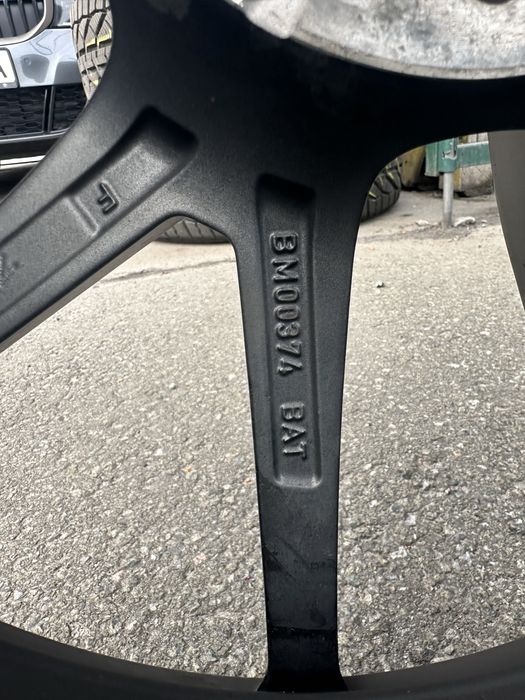 Диски BMW 3 G20 G30 g60 бмв 5 Оригигінал з резиною