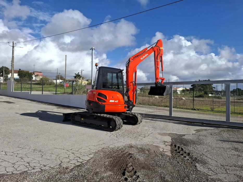 Mini giratória kubota U50