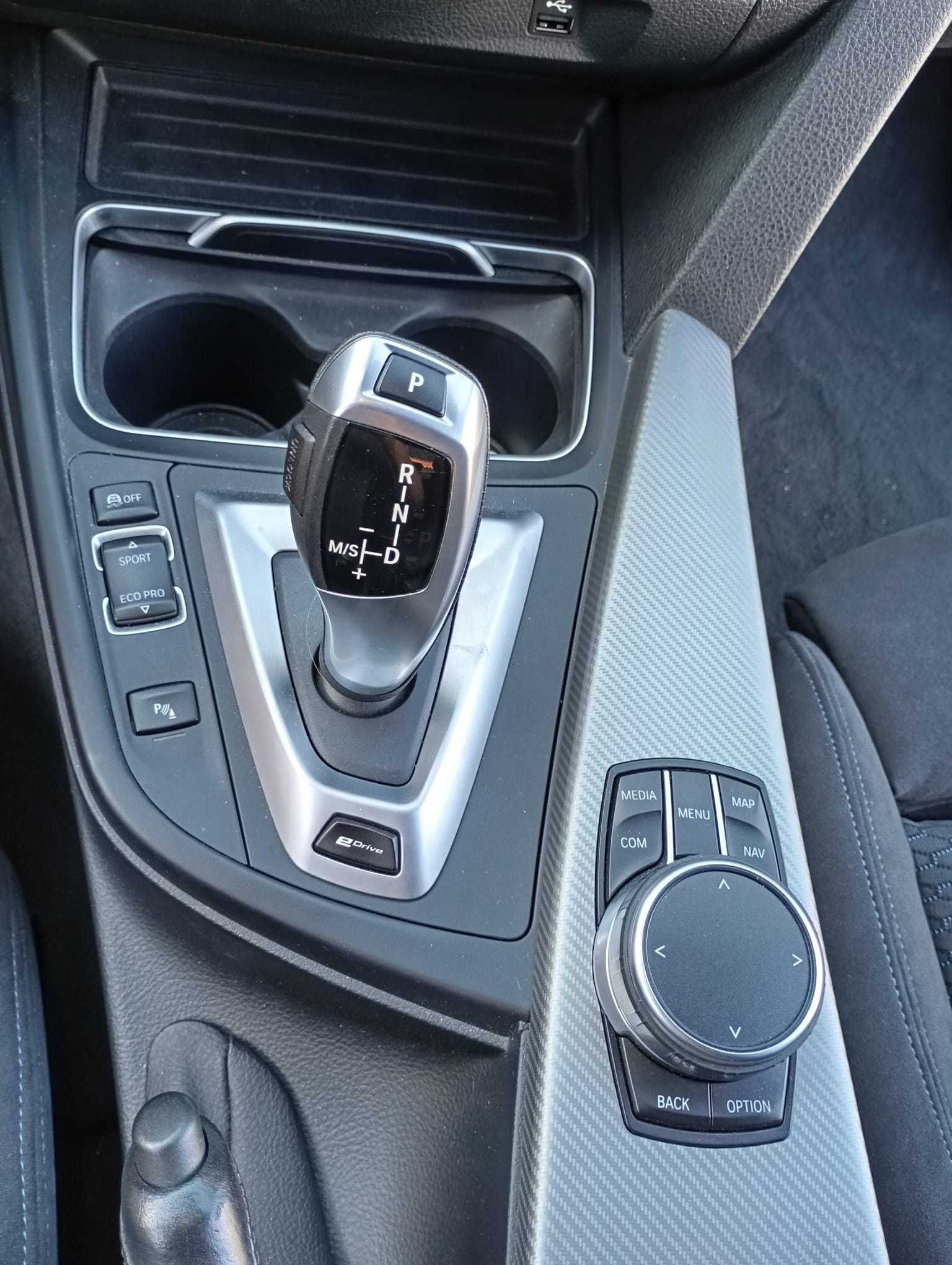 BMW serie 3  330e iPerformance PakM