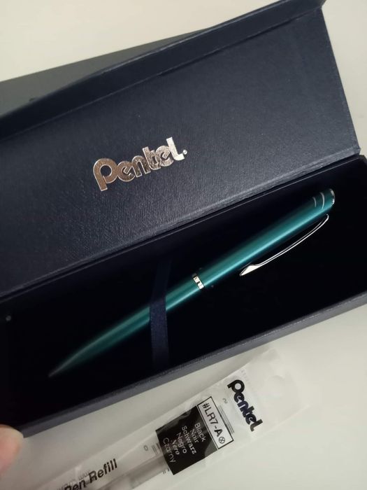Pióro kulkowe Pentel