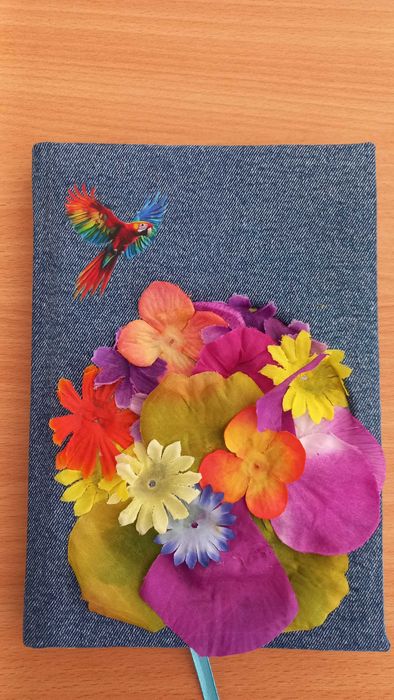 Zeszyt A5 w twardej oprawie, pamiętnik.