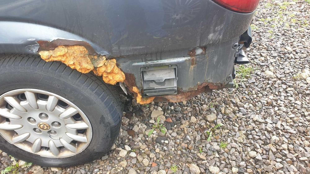 Chrysler Grand Voyager 2.5 CRD 2001r wszystko sprawne poza karoserią