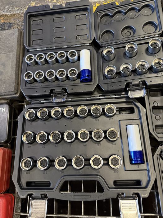 Odkręcanie śrub Antykradzieżowych BMW MINI inne