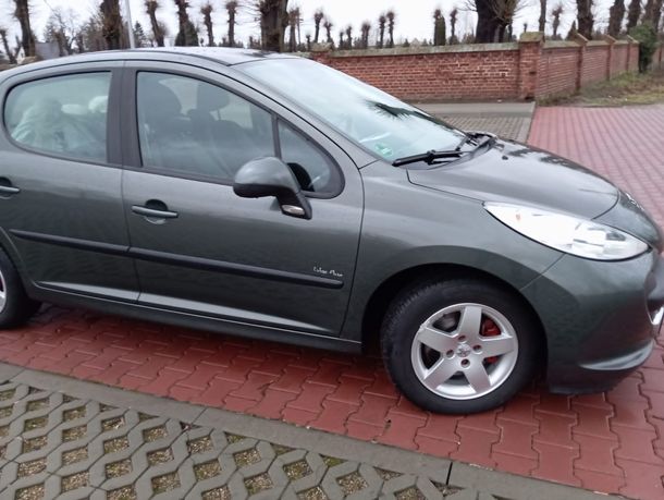 Peugeot 207 1.4 benzyna Klimatyzacja 5 drzwi