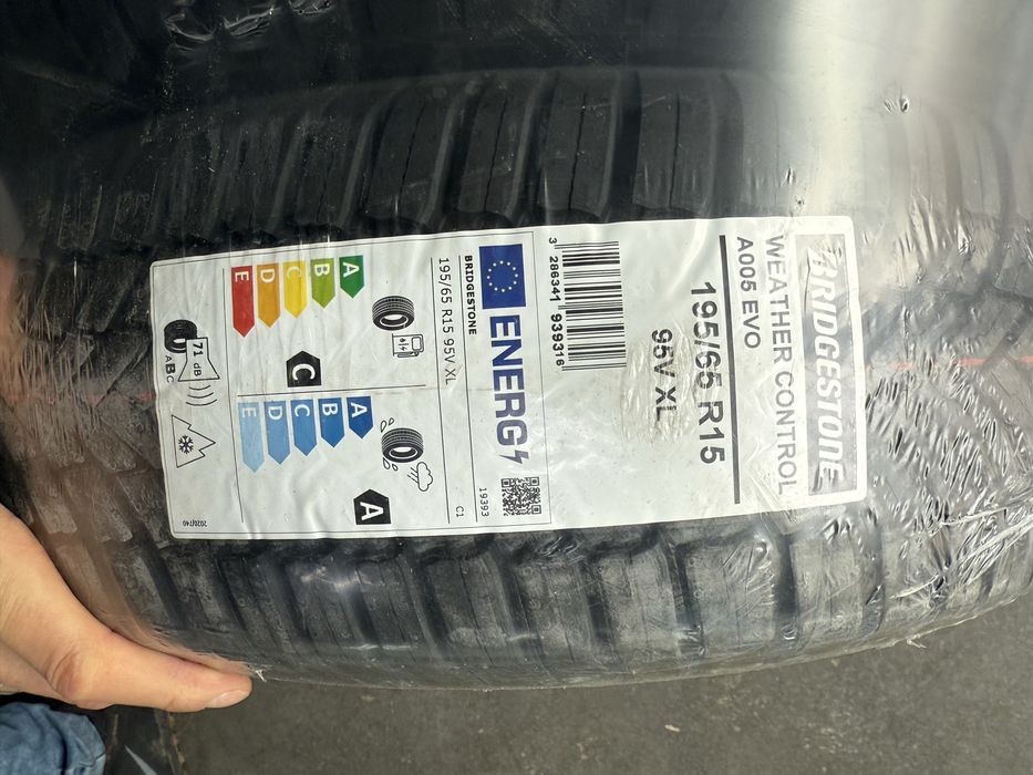 Всесезонні шини Bridgestone Weather Control A005 195/65 R15 95V XL