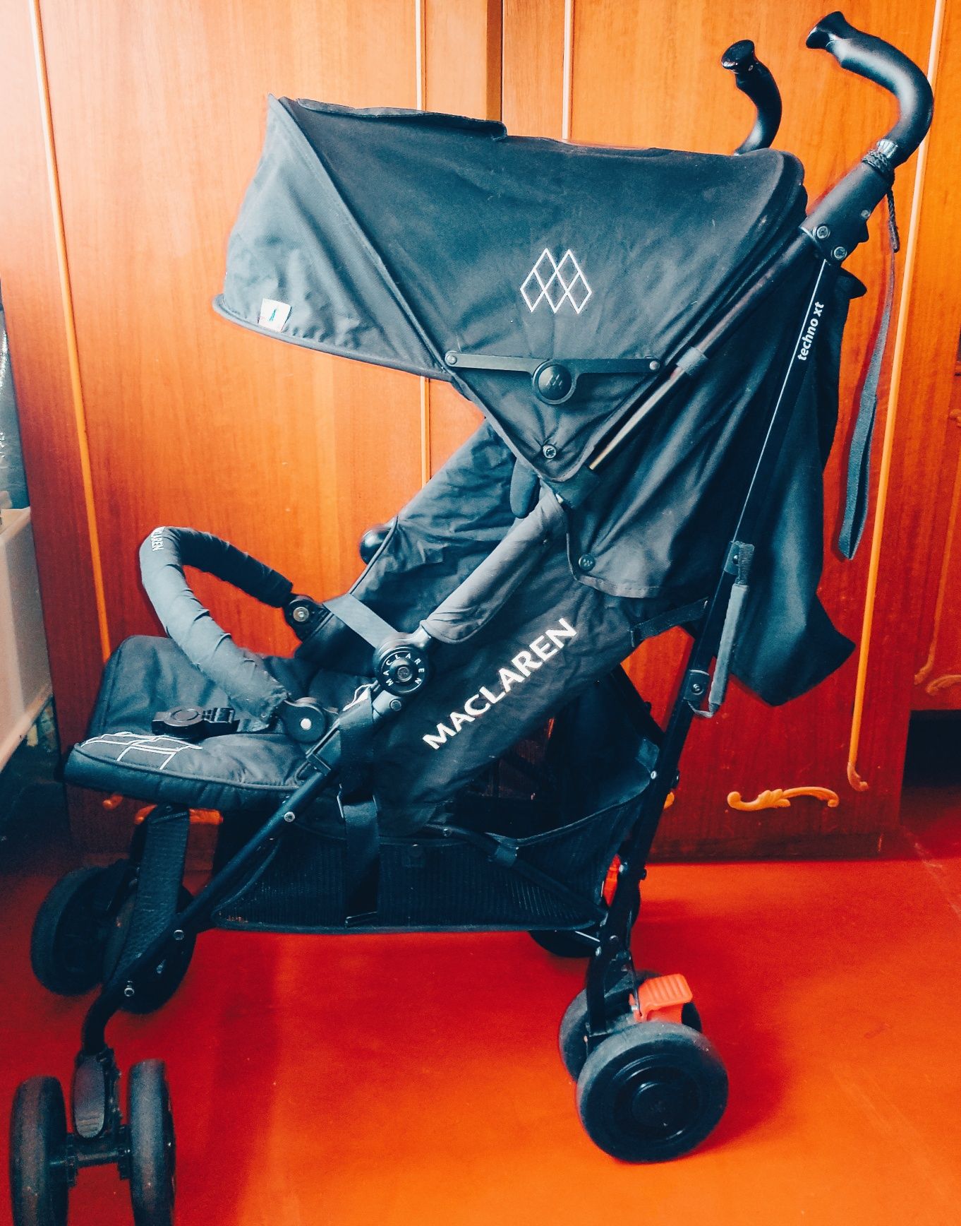 Прогулянкова коляска Maclaren Techno XT