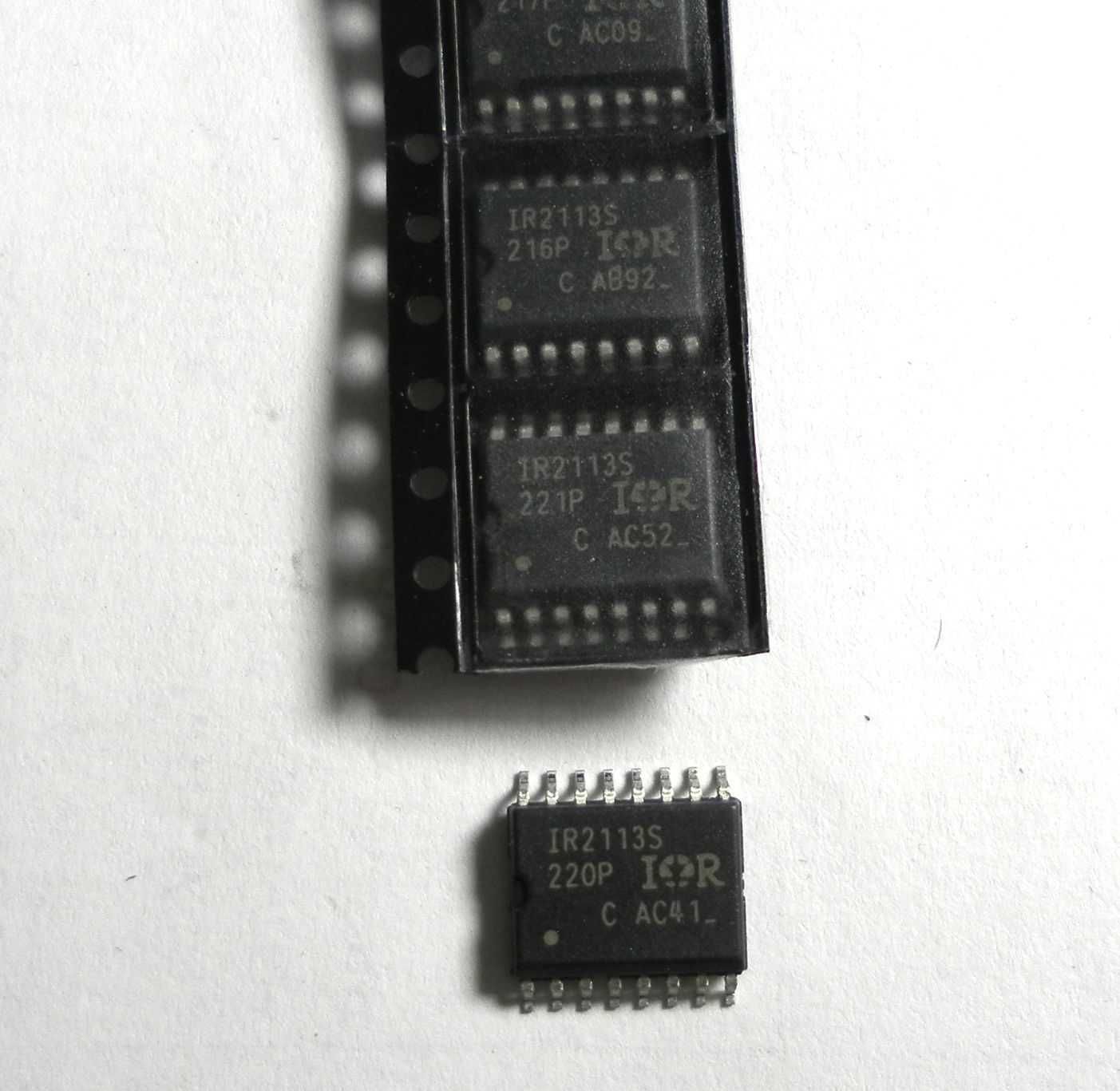 Микросхема IR2113S Драйвер MOSFET