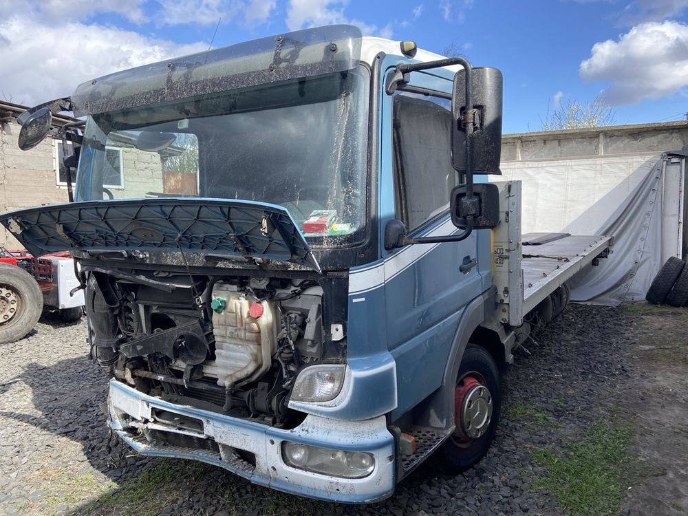 Запчастини mercedes atego