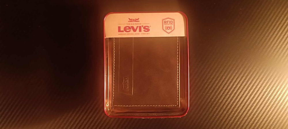 Portfel Levis - nowy