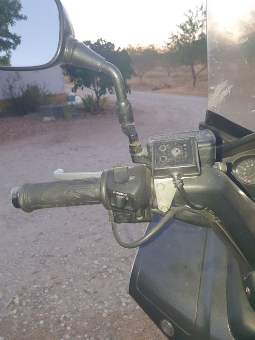 Honda Silverwing 600 em muito bom estado