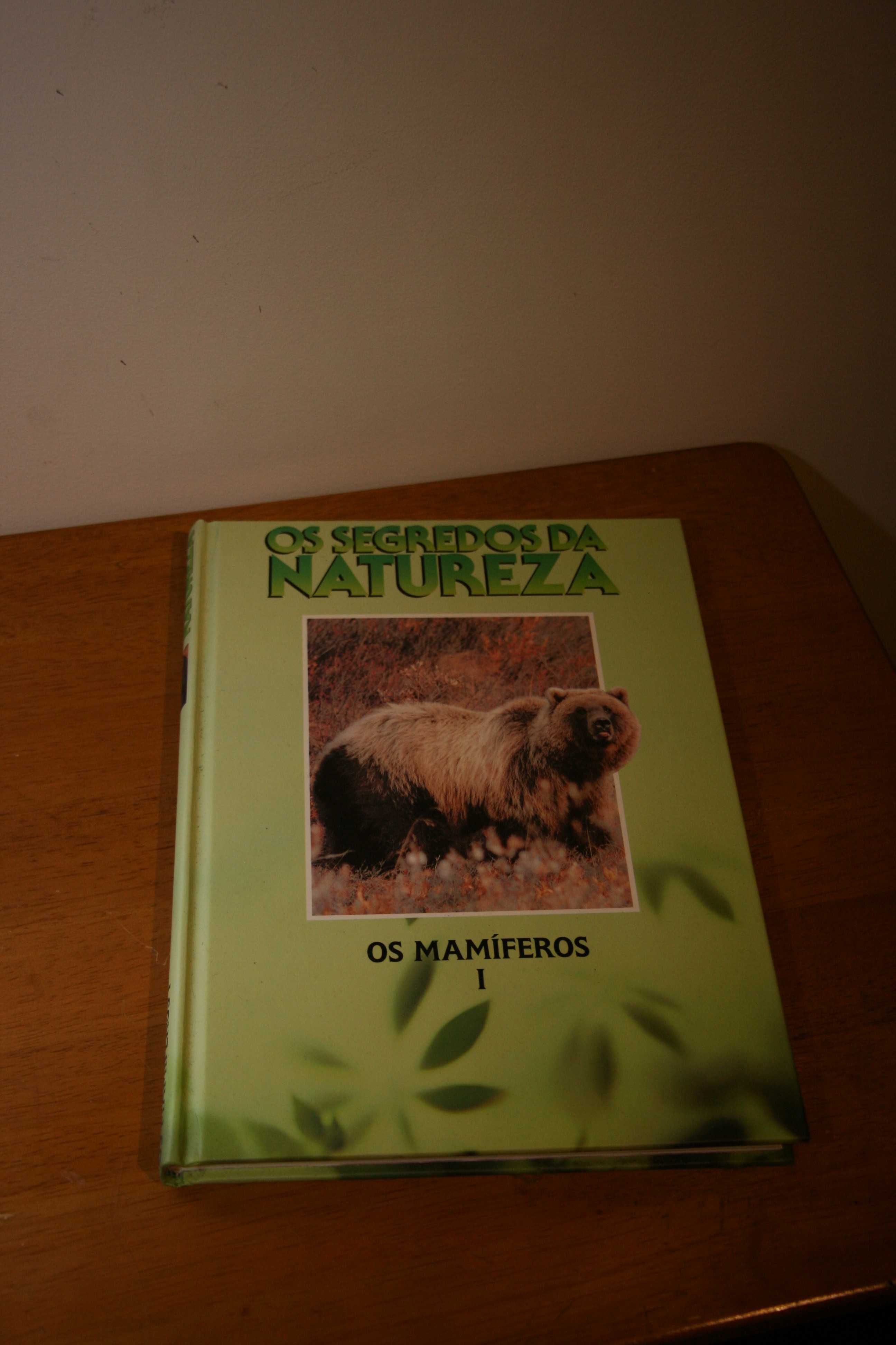 Livro "Os Segredos da Natureza - Os Mamíferos I"