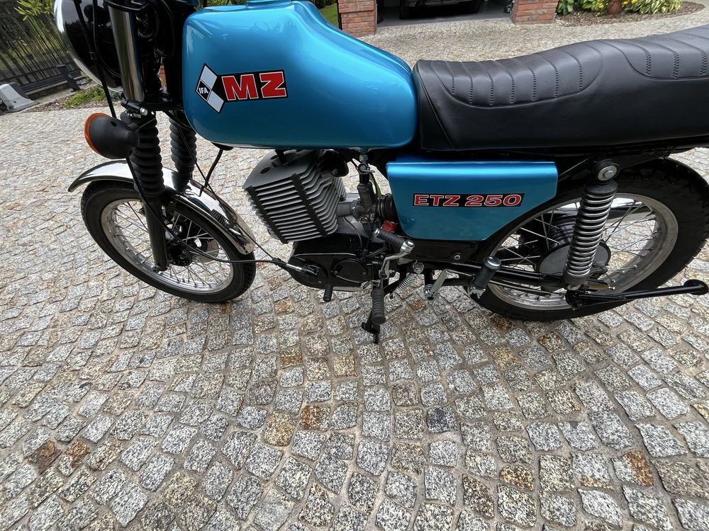 MZ ETZ 250 Export dozownik oleju