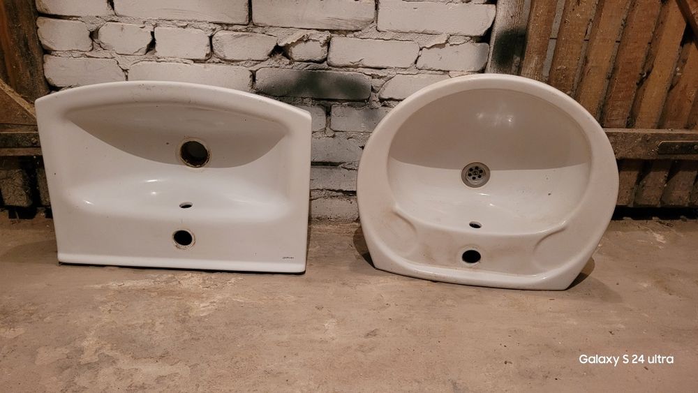 Umywalki 50cm  2 szt rozsraw 22