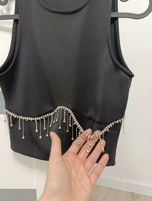 Crop top damski New Yorker S z ozdobnym paskiem