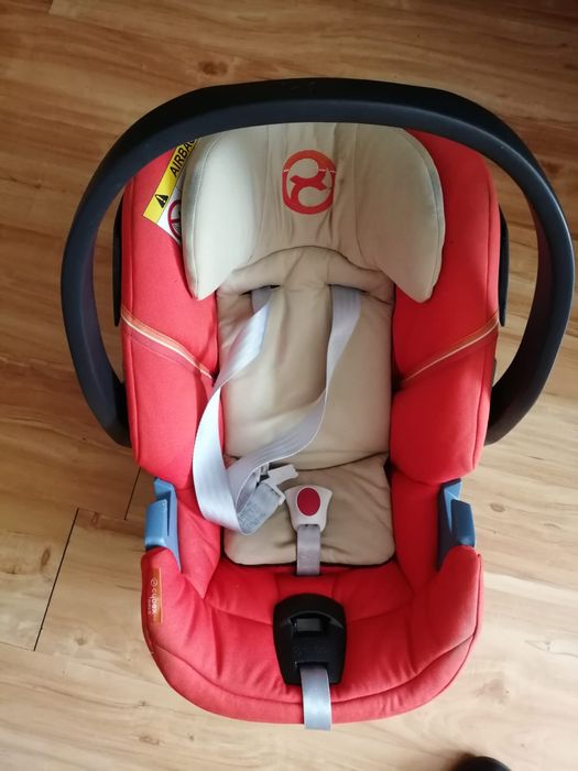 Cybex aton 5 nosidełko