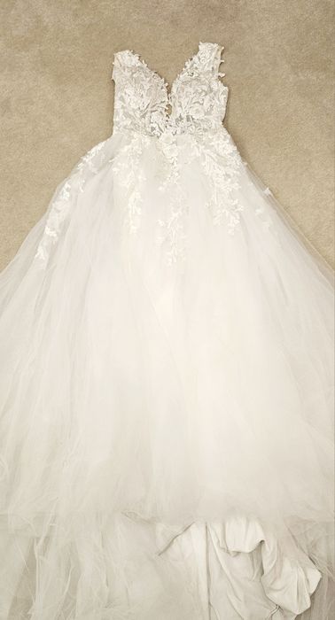 Продам весільну сукню Berta radelli