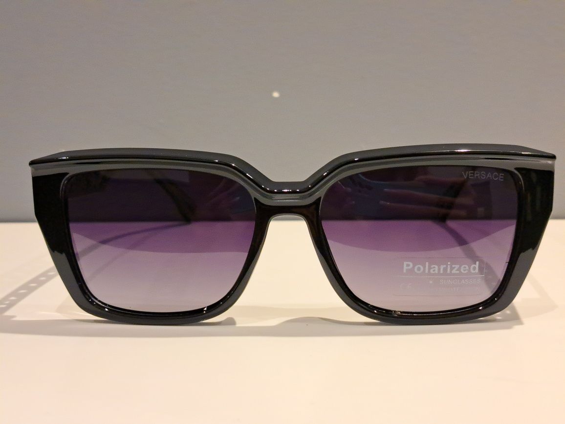 Versace czarne polaryzacyjne okulary damskie nowe logo filtr uv 400