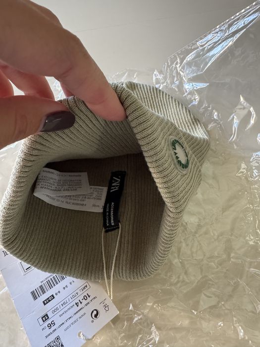 Шапка Zara 56 см оливка