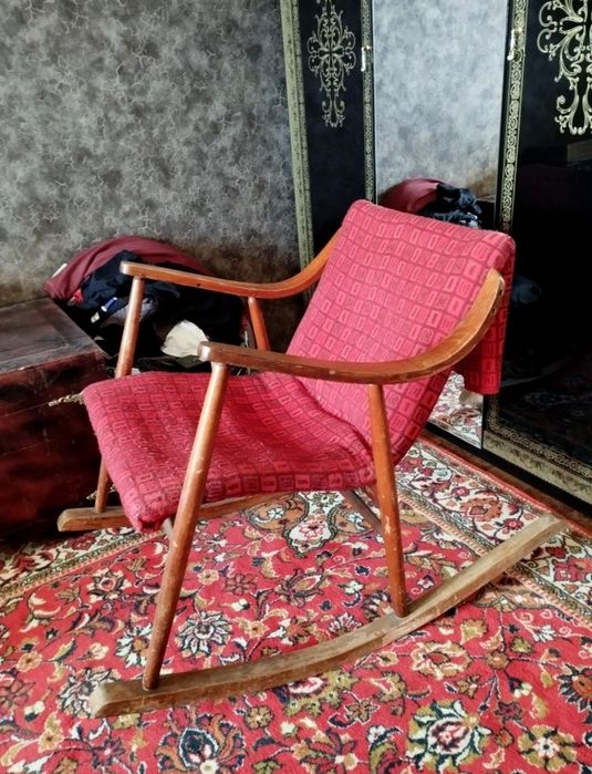 Кресло качалка винтажное