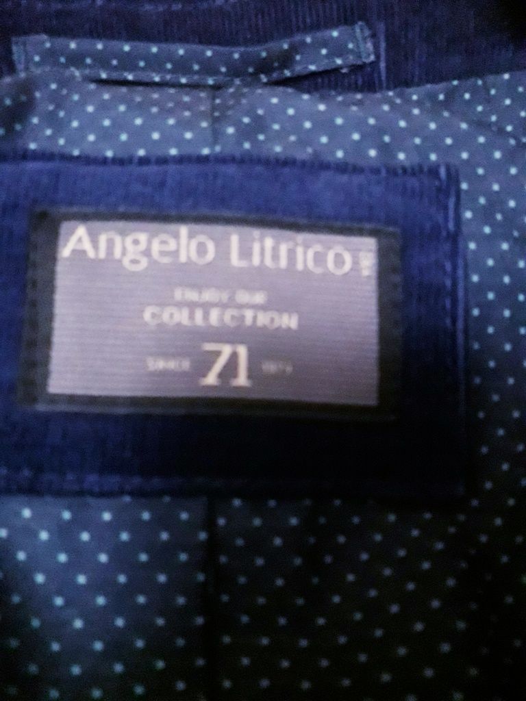 Бархатный/брендовый/синий ,мужской пиджак размер 60,по  300 гривен
